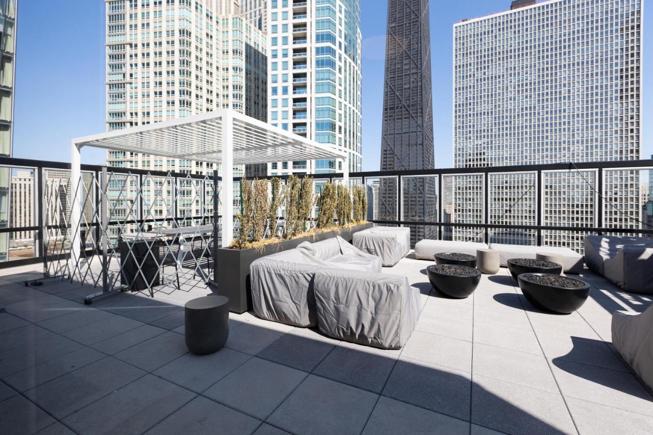 21 East - Chic Dt Apts With Rooftop By Zencity Chicago Exterior photo